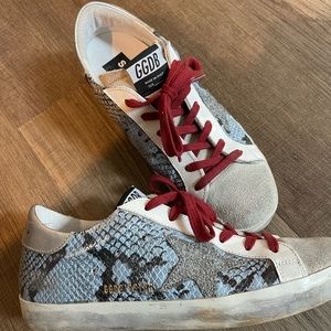 Golden Goose Sneakers in great condition